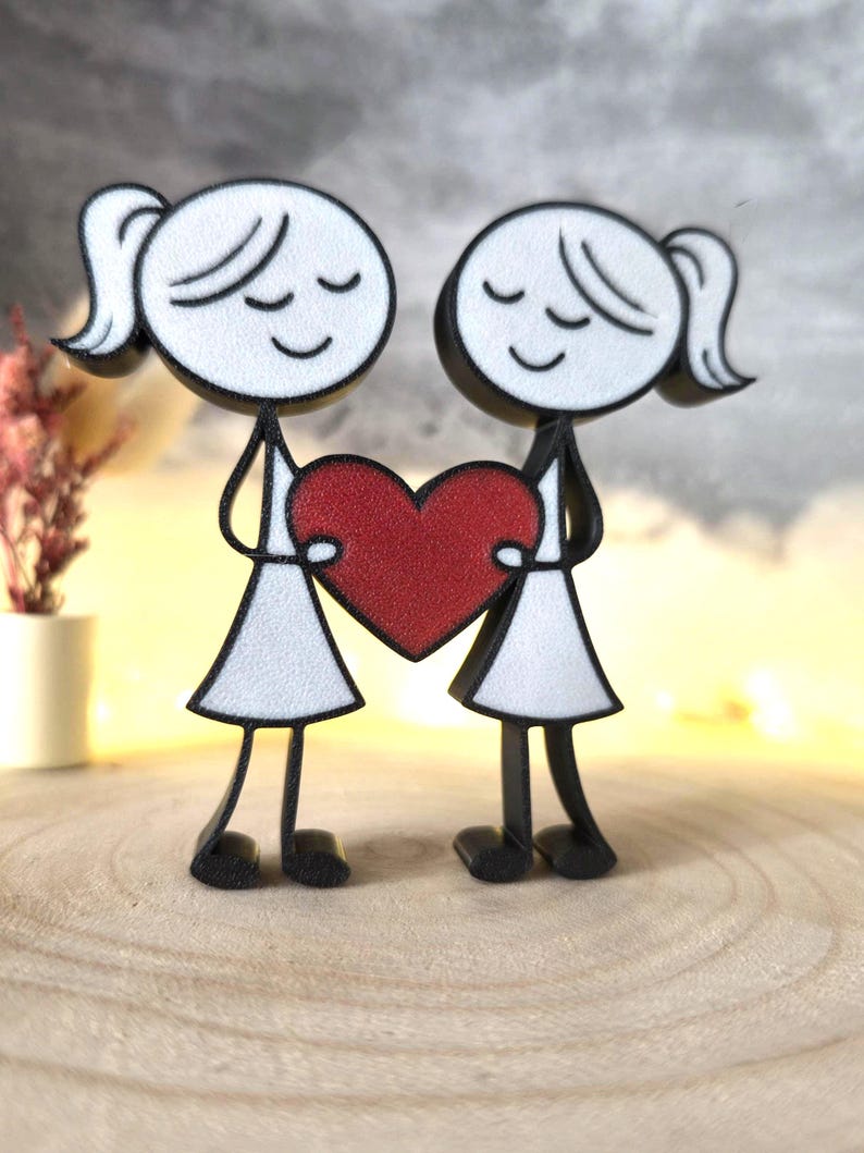 Zwei Frauen mit Herz – 3D Druck – Geschenk für Paare – LGBTQ Geschenk